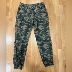 Bearbottom camo jogger pants size men’s medium